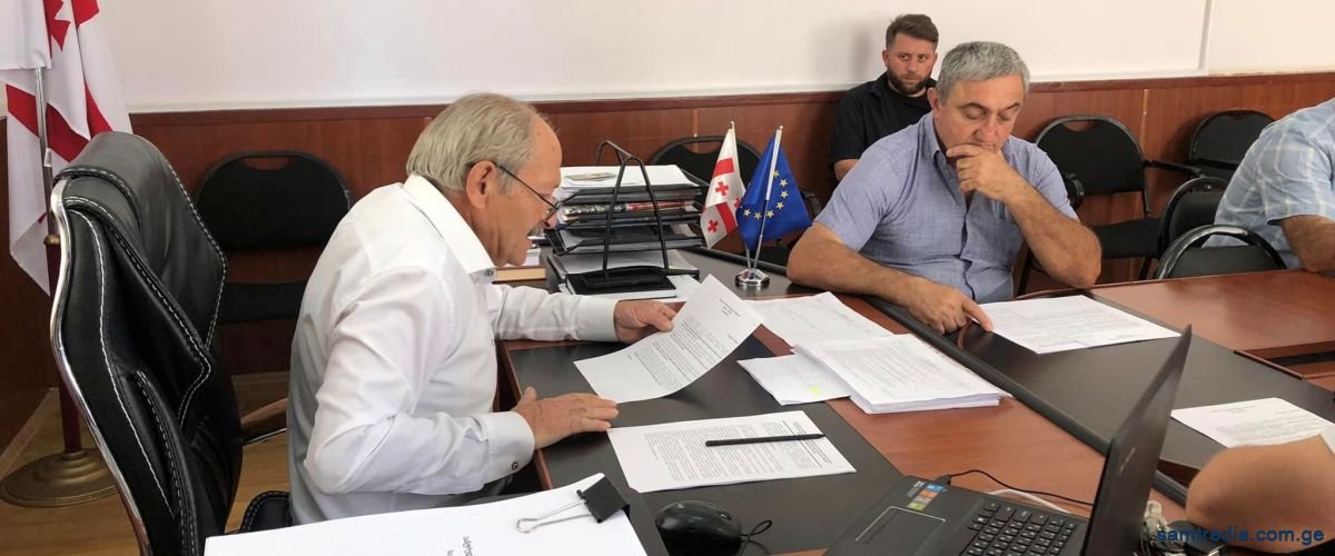 გაიმართა მუნიციპალიტეტის საკრებულოს ბიუროს სხდომა