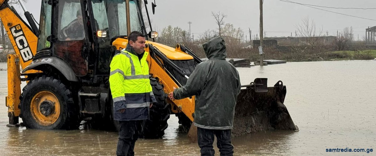 საცხოვრებელი სახლების ეზოები და სახნავ სათესი სავარგულები დაიტბორა