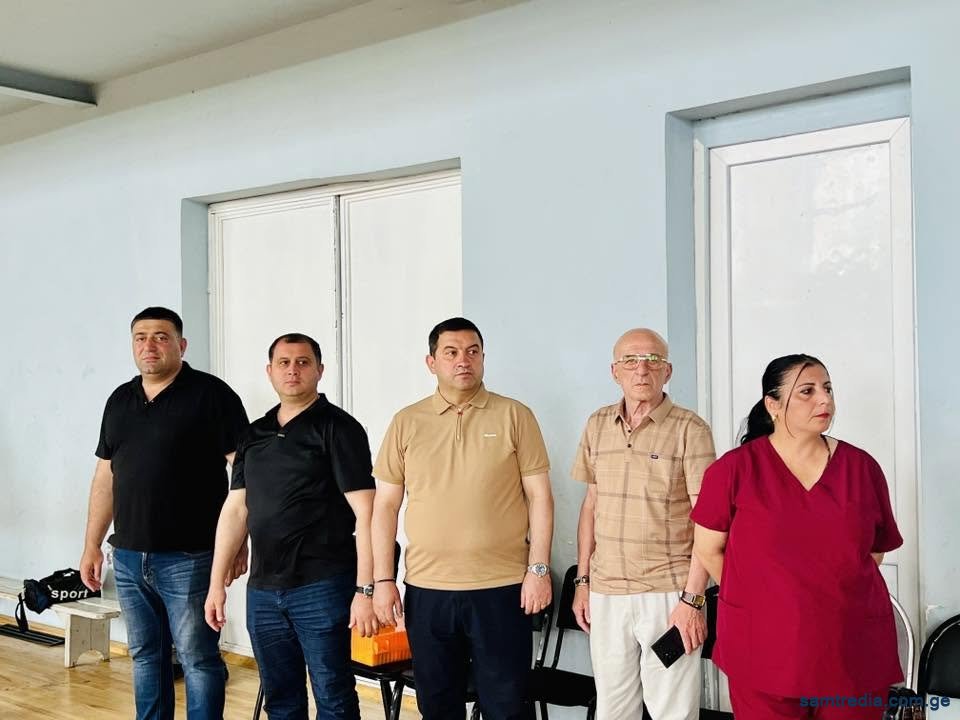 ვაჟთა შორის ფრენბურთში საქართველოს ჩემპიონატის შესარჩევი ეტაპი (დასავლეთ საქართველოს ჯგუფი) ოფიციალურად გაიხსნა.